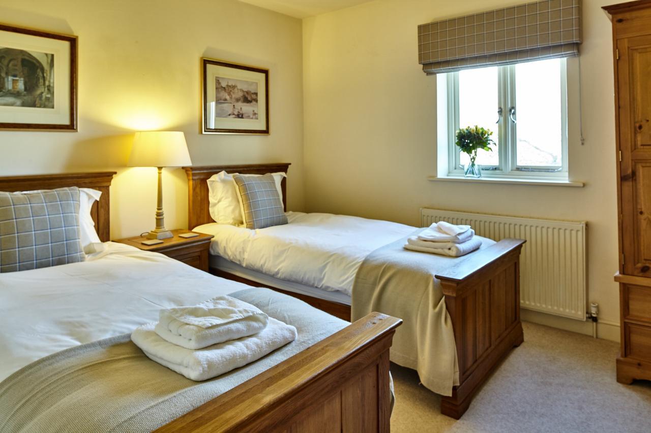 Duchy Rag House Bed & Breakfast Swindon Dış mekan fotoğraf