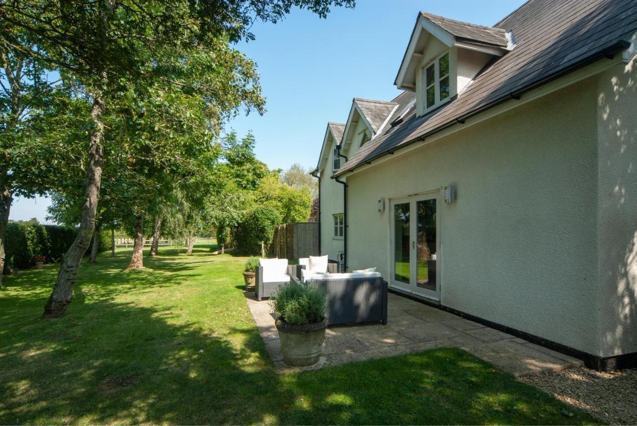 Duchy Rag House Bed & Breakfast Swindon Dış mekan fotoğraf