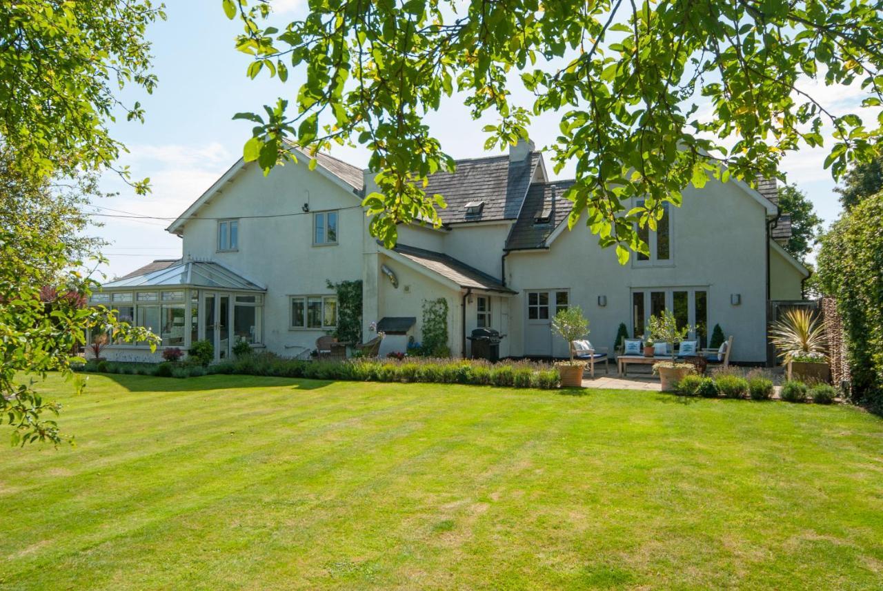 Duchy Rag House Bed & Breakfast Swindon Dış mekan fotoğraf