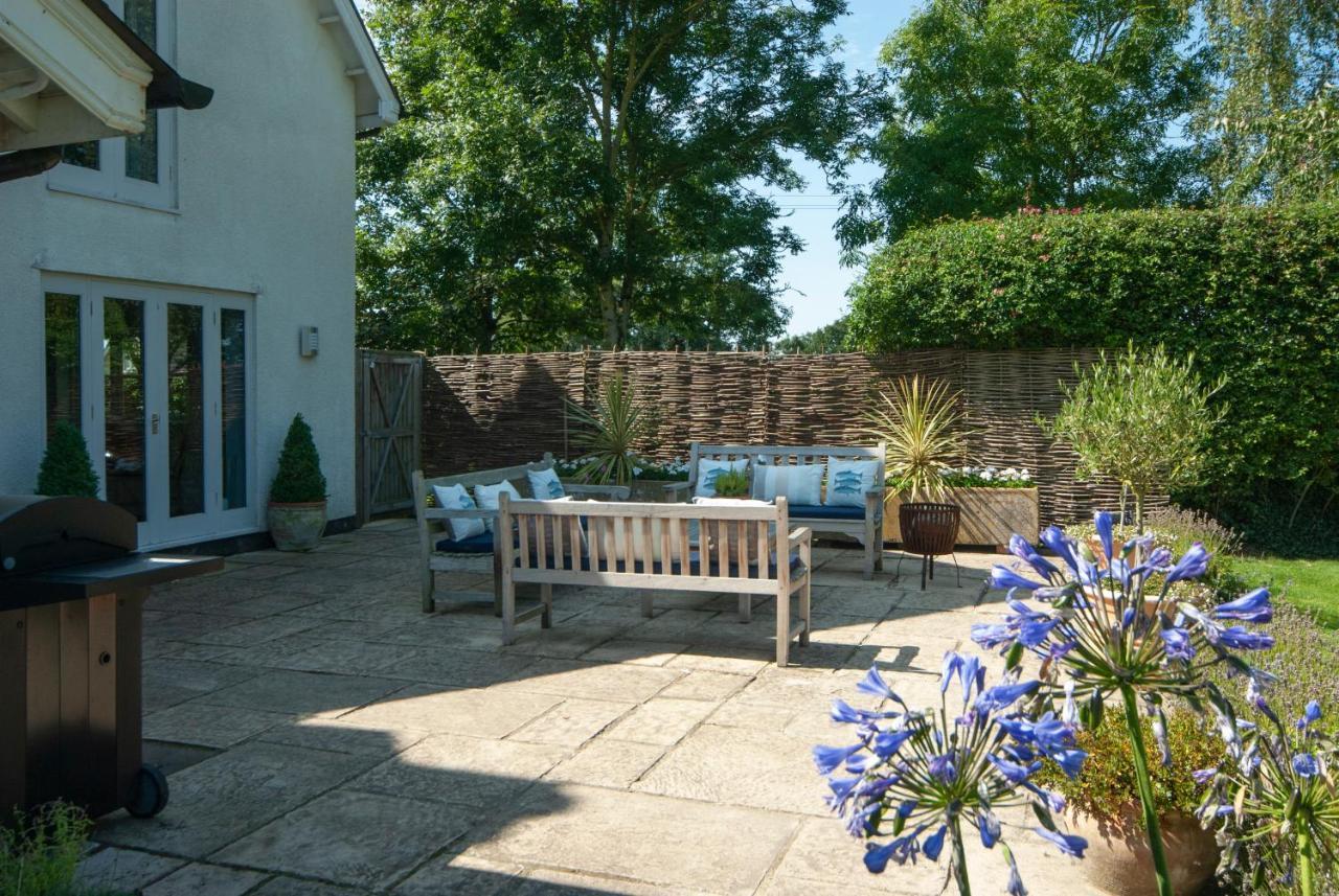 Duchy Rag House Bed & Breakfast Swindon Dış mekan fotoğraf